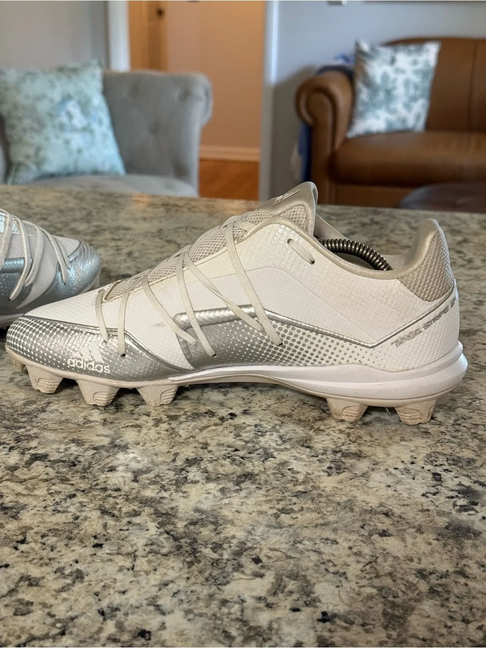 Adidas Afterburner 7 - White Baseball Cleats - Men's Size 8.5